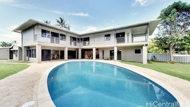 729 Wanaao Place, Kailua, sold for $1,800,000